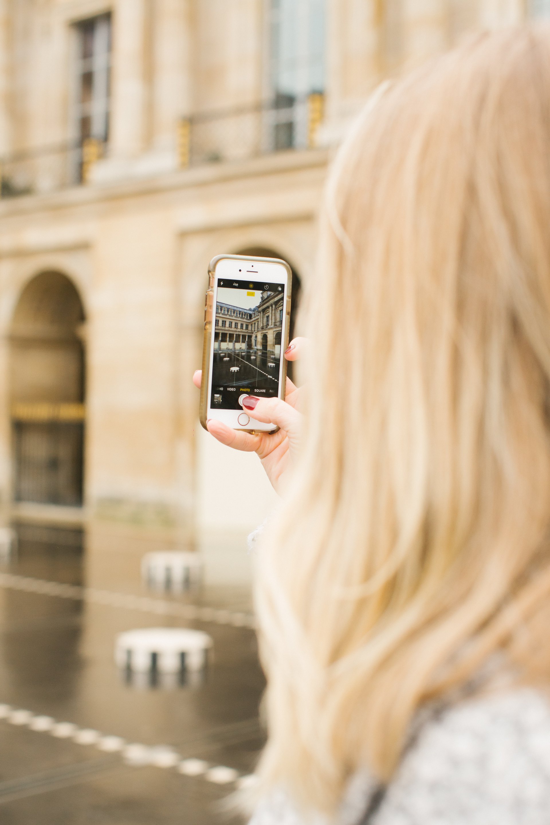 Paris-France-travel-story-Flytographer-7