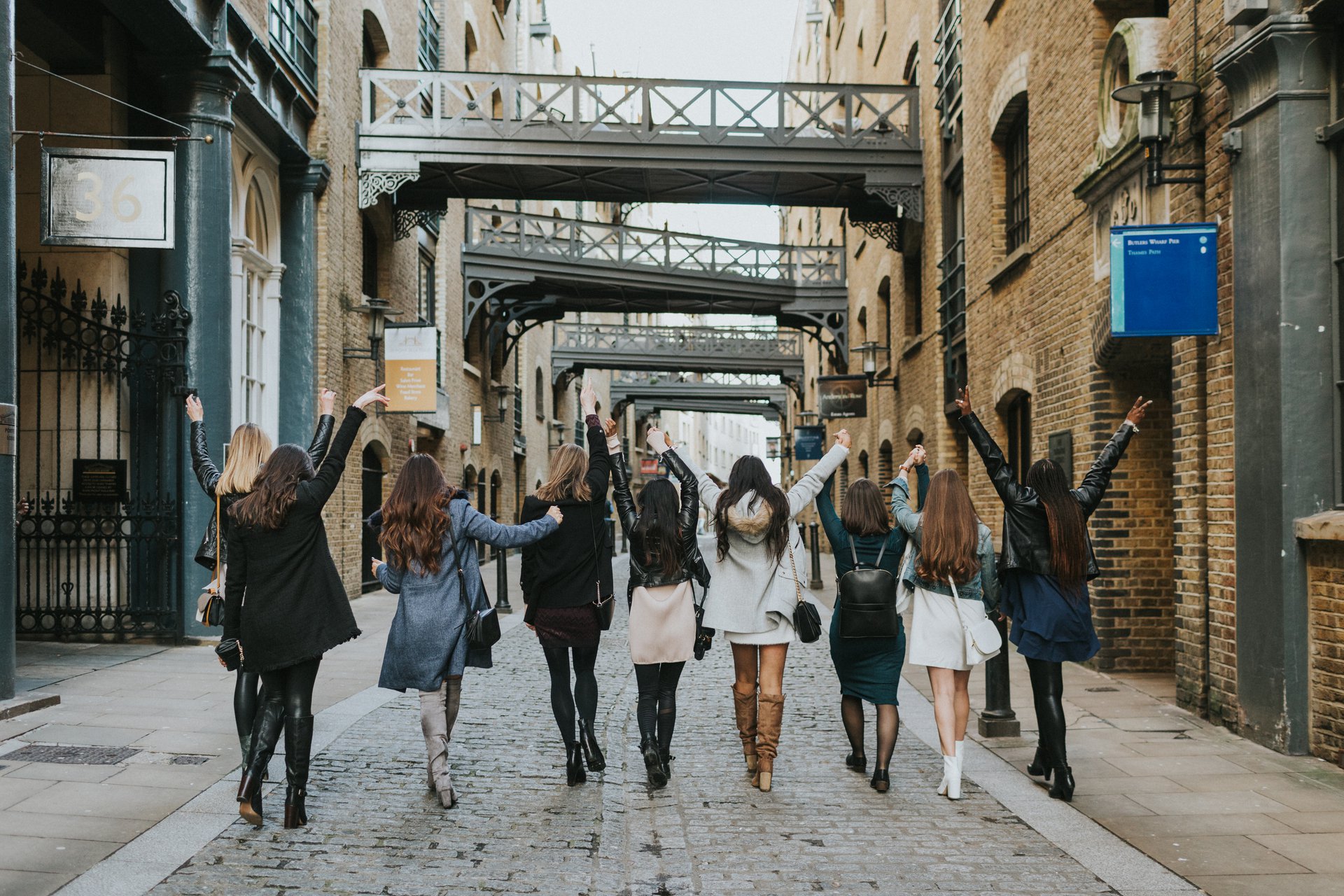 London-United Kingdom-travel-story-Flytographer-28