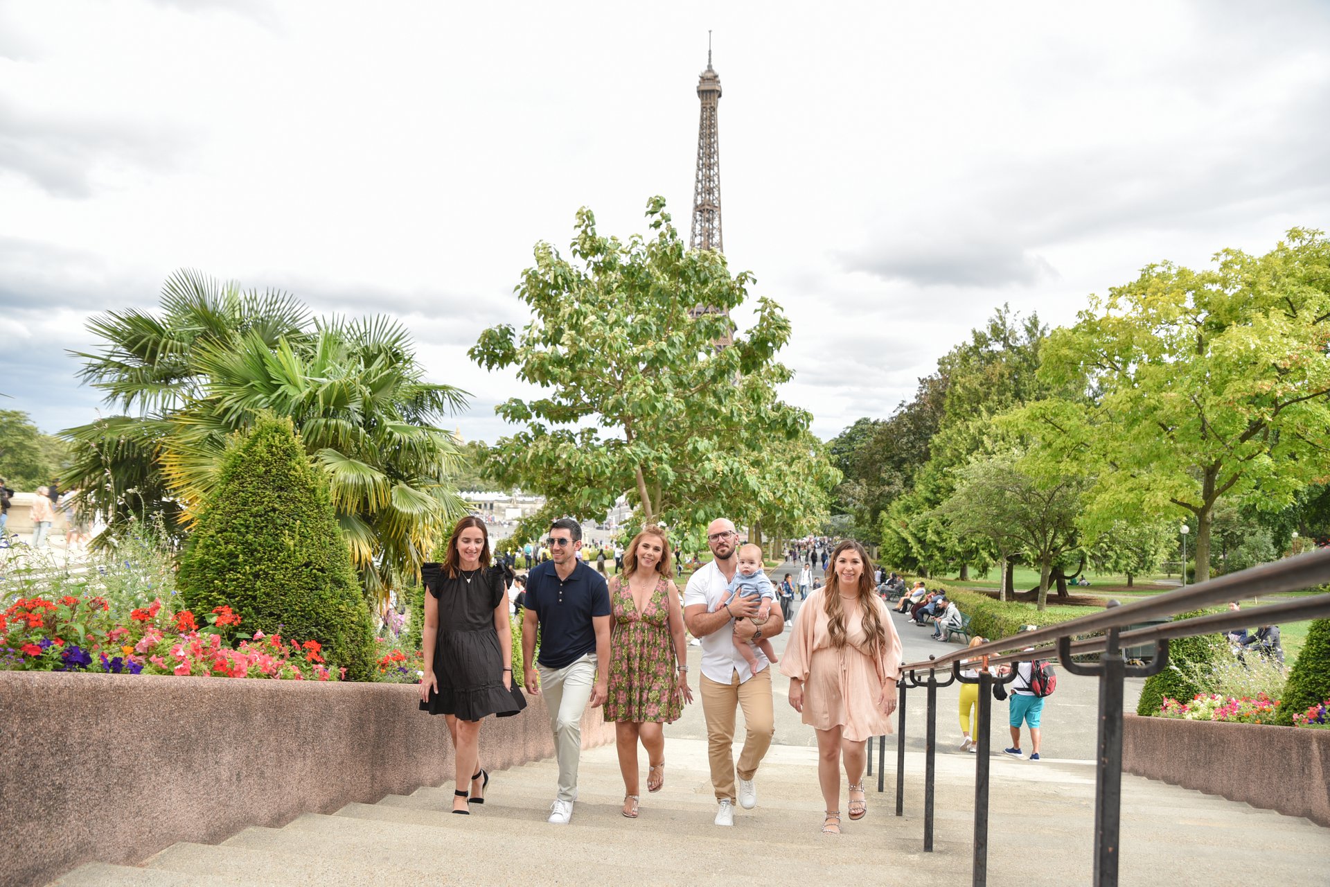 Paris-France-travel-story-Flytographer-11