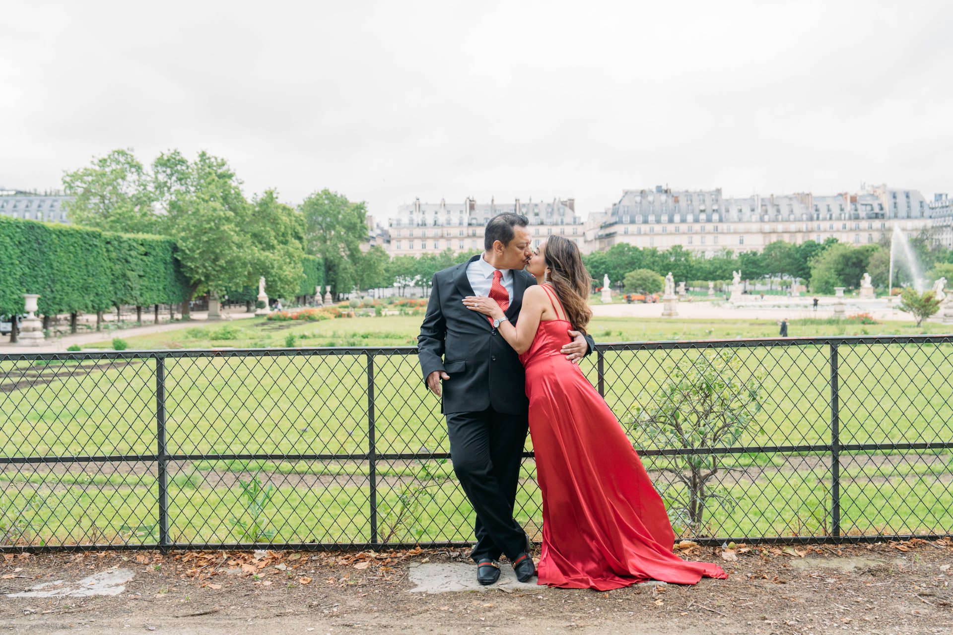 Paris-France-travel-story-Flytographer-41