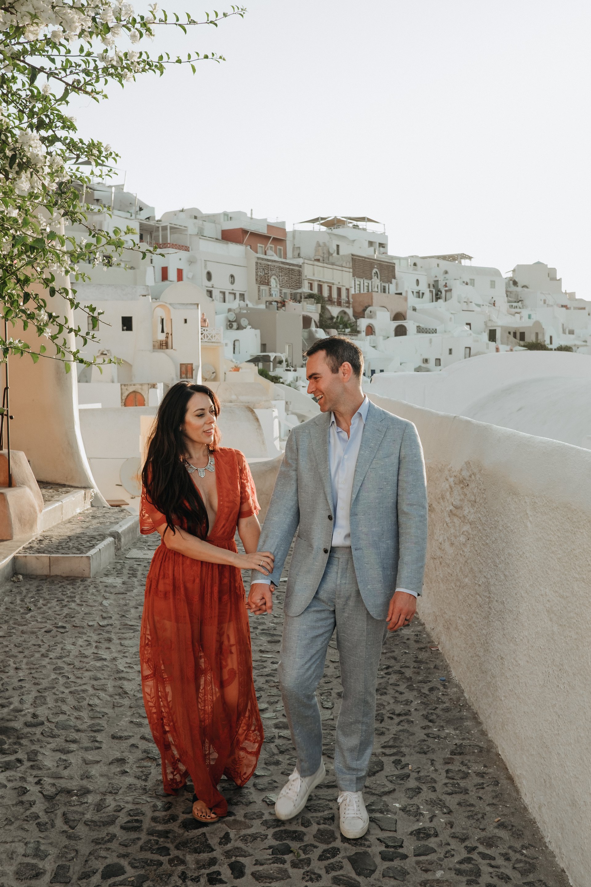 Santorini-Greece-travel-story-Flytographer-24