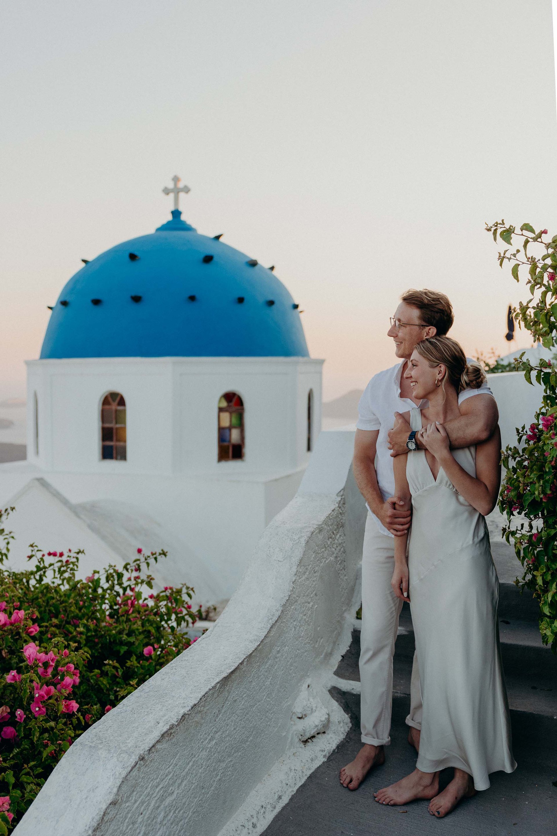 Santorini-Greece-travel-story-Flytographer-17
