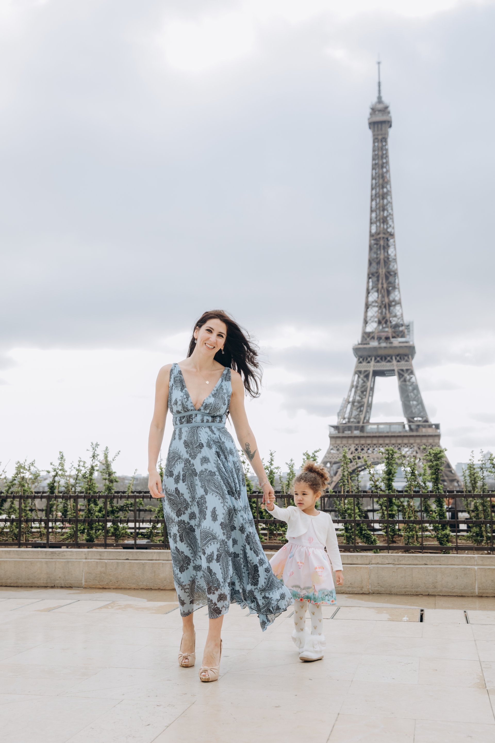Paris-France-travel-story-Flytographer-1