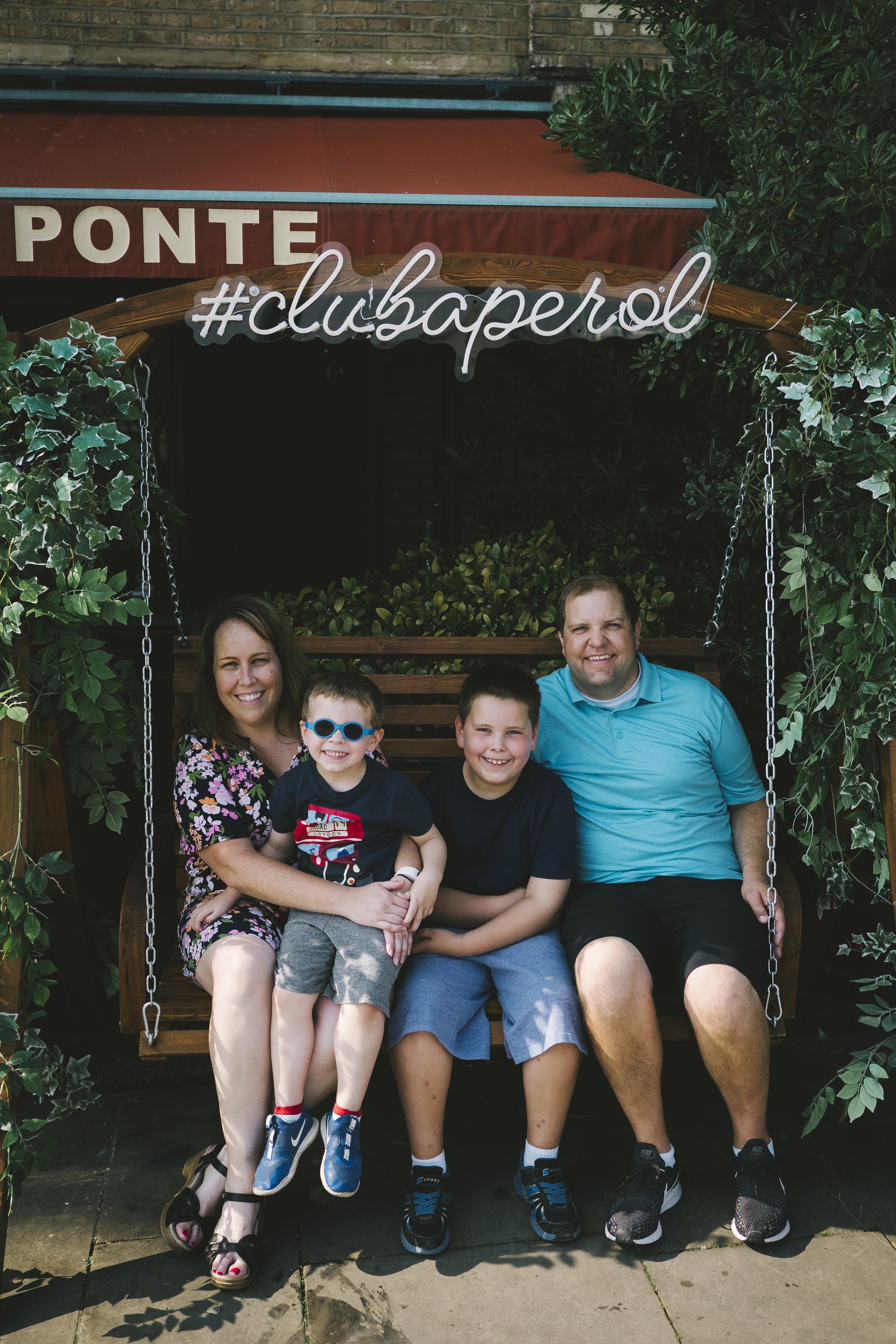 London-United Kingdom-travel-story-Flytographer-5