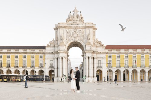 Lisbon photoshoot at Praca do Comercio