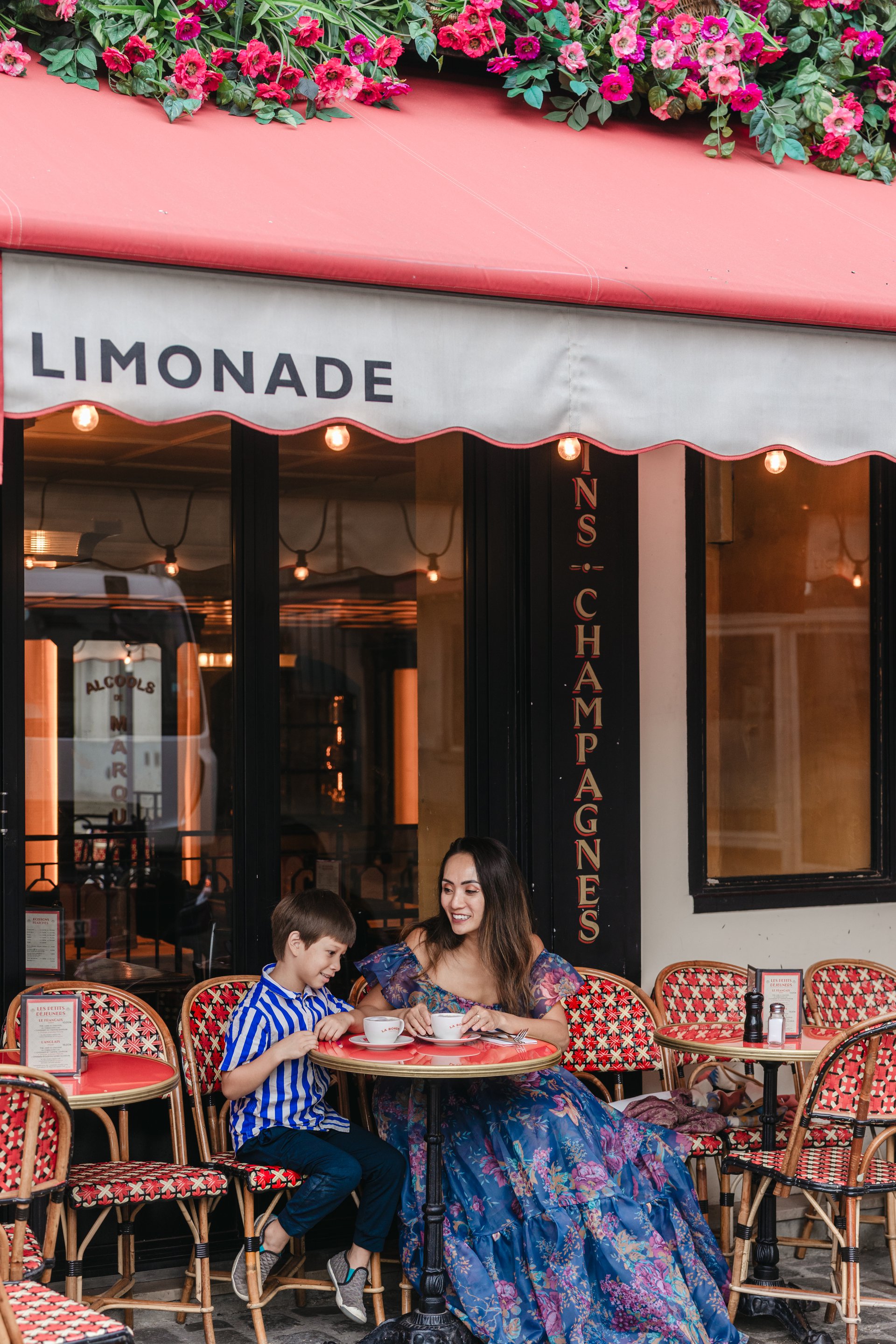 Paris-France-travel-story-Flytographer-10