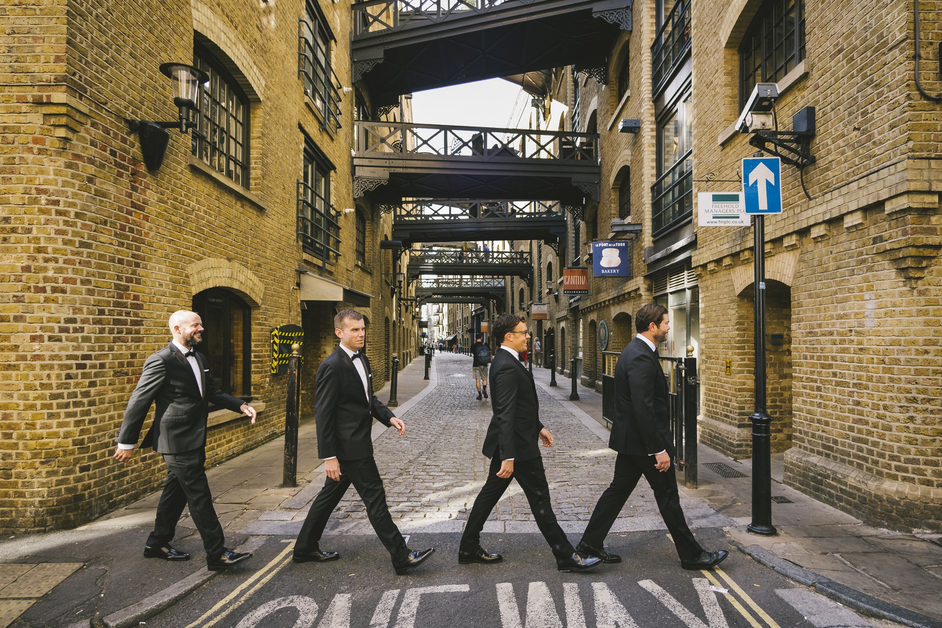 London-United Kingdom-travel-story-Flytographer-11