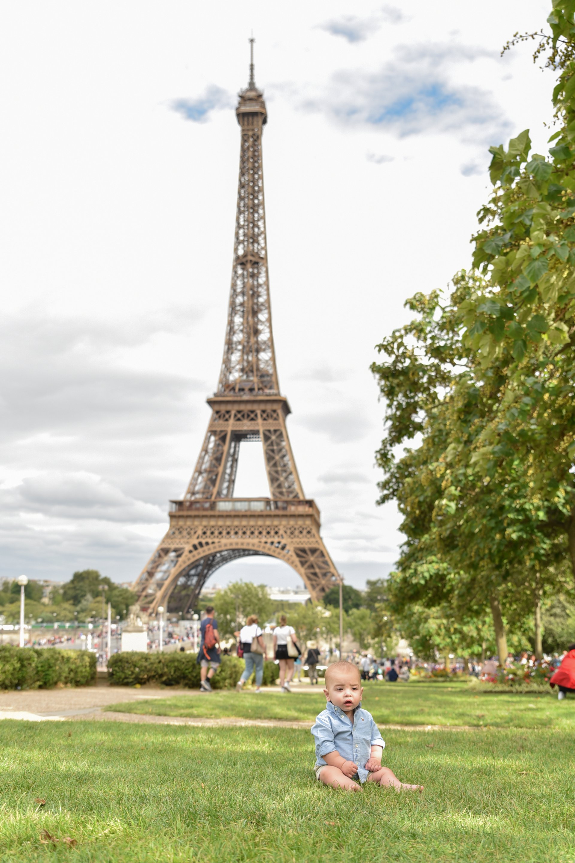 Paris-France-travel-story-Flytographer-12