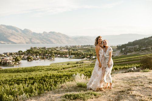 Kelowna photoshoot at Quails' Gate