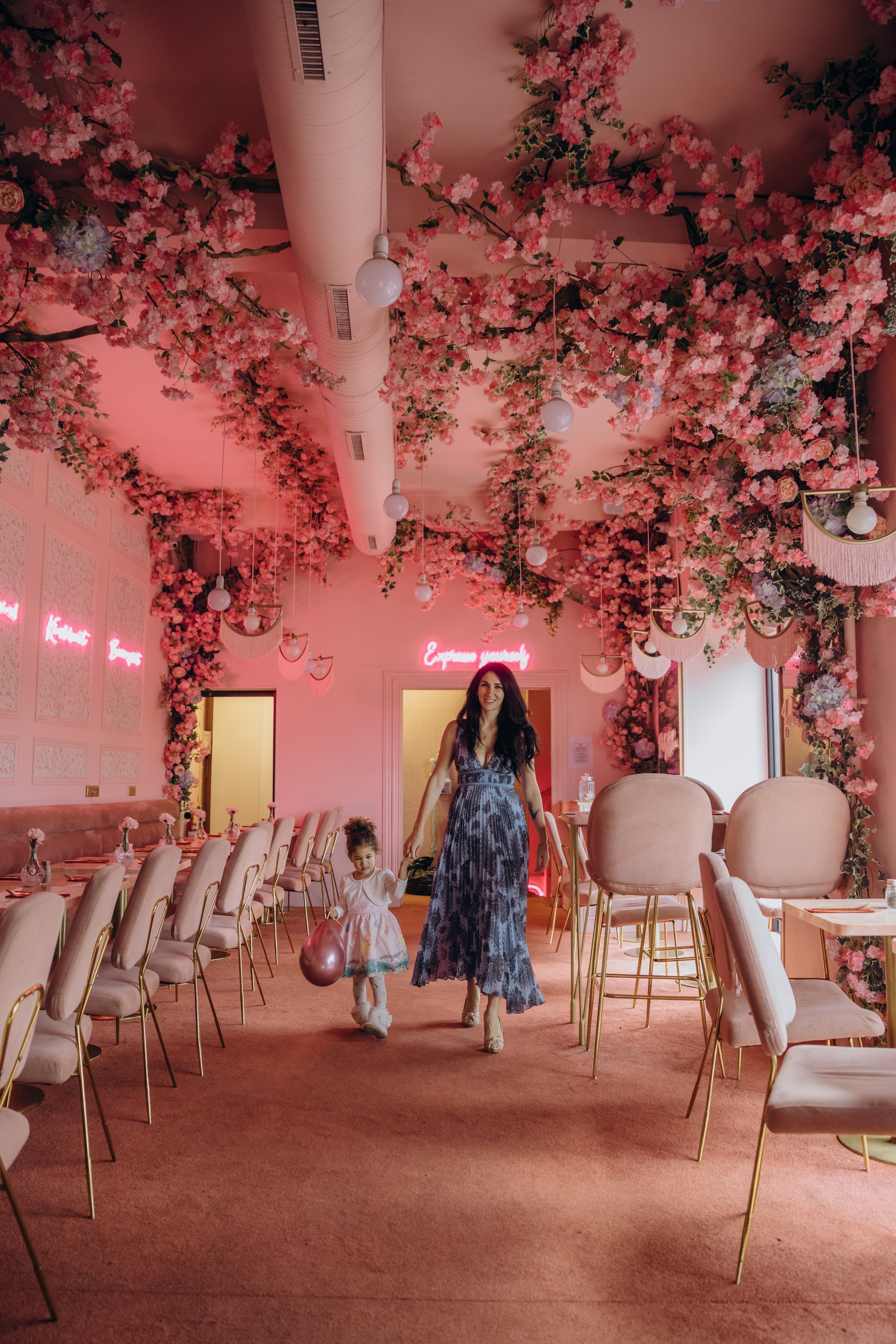 Paris-France-travel-story-Flytographer-41