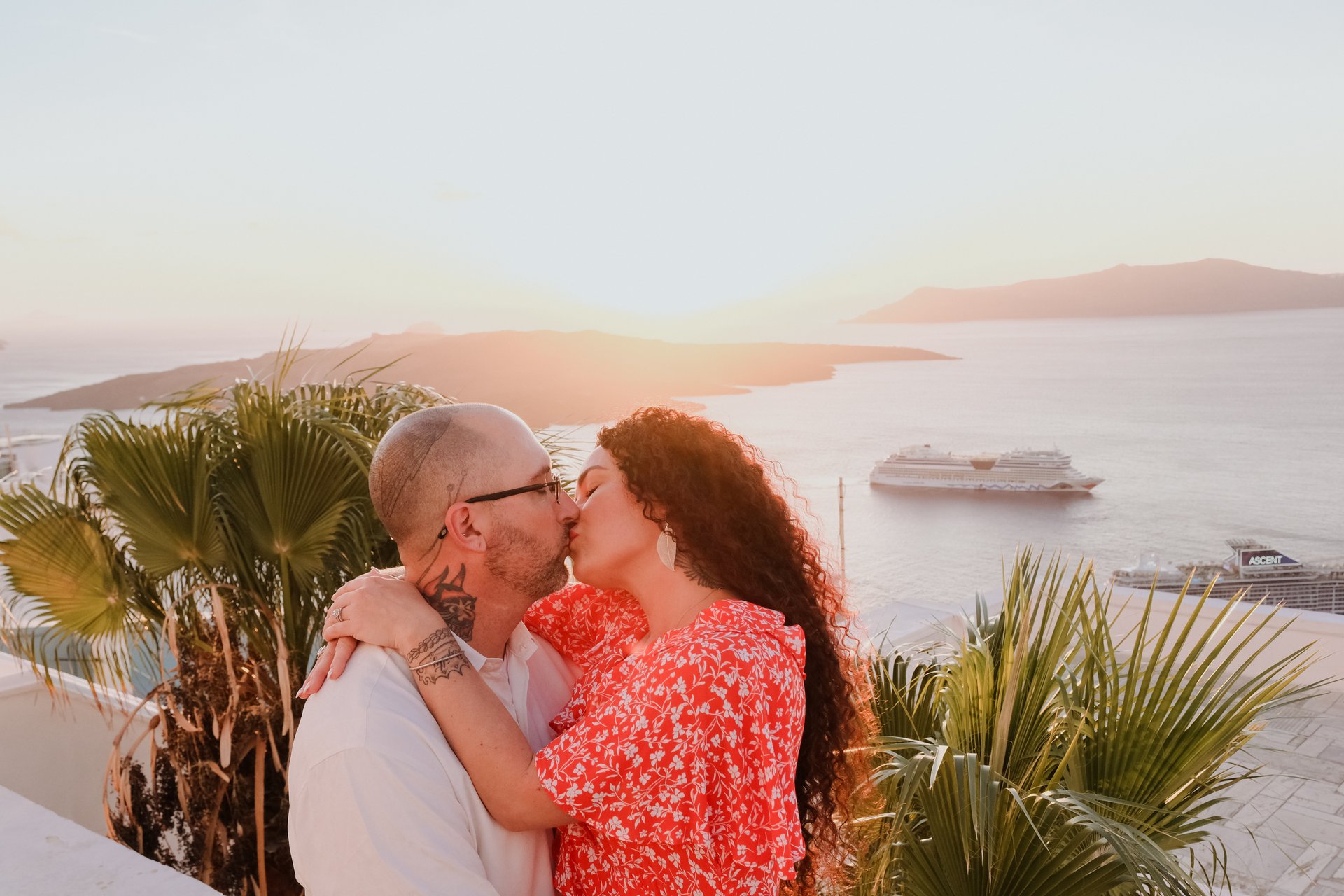 Santorini-Greece-travel-story-Flytographer-40