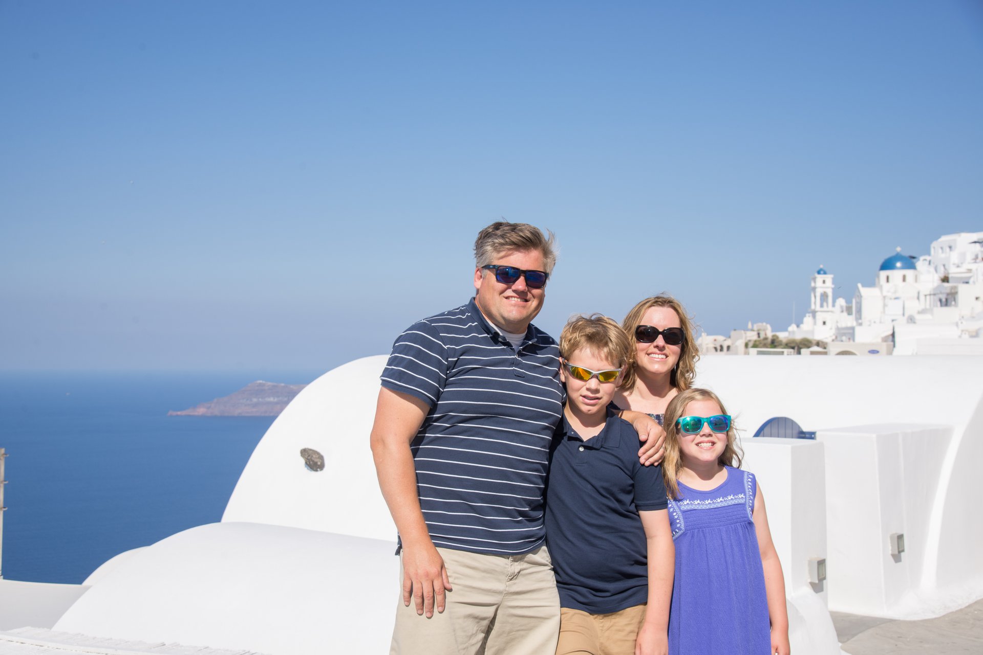 Santorini-Greece-travel-story-Flytographer-4