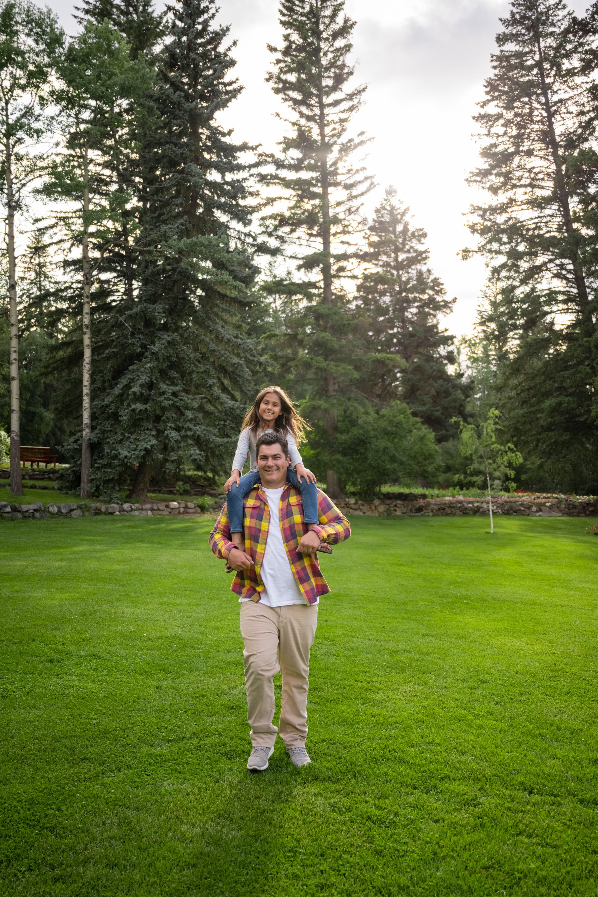 Banff-Canada-travel-story-Flytographer-16