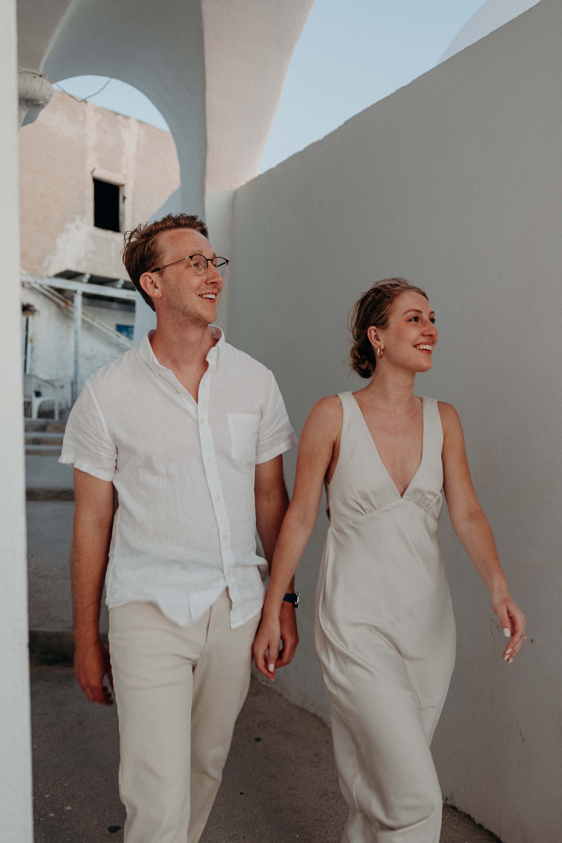 Santorini-Greece-travel-story-Flytographer-41