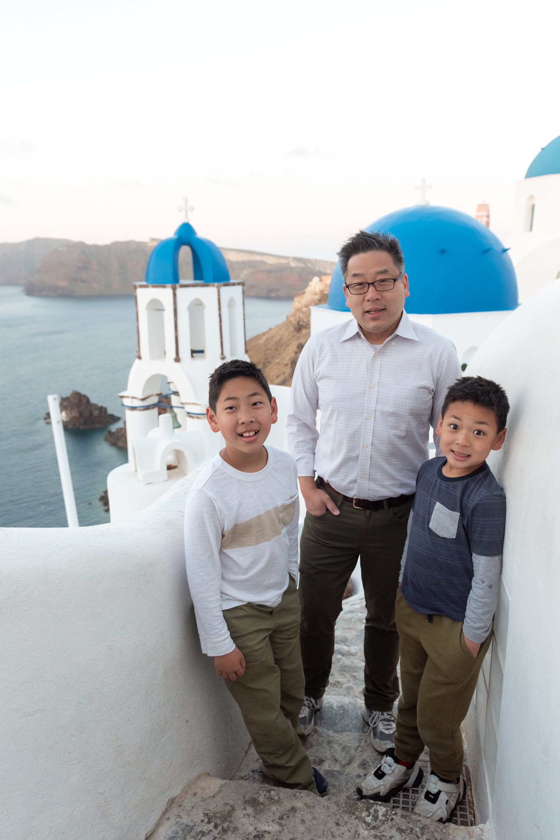 Santorini-Greece-travel-story-Flytographer-2