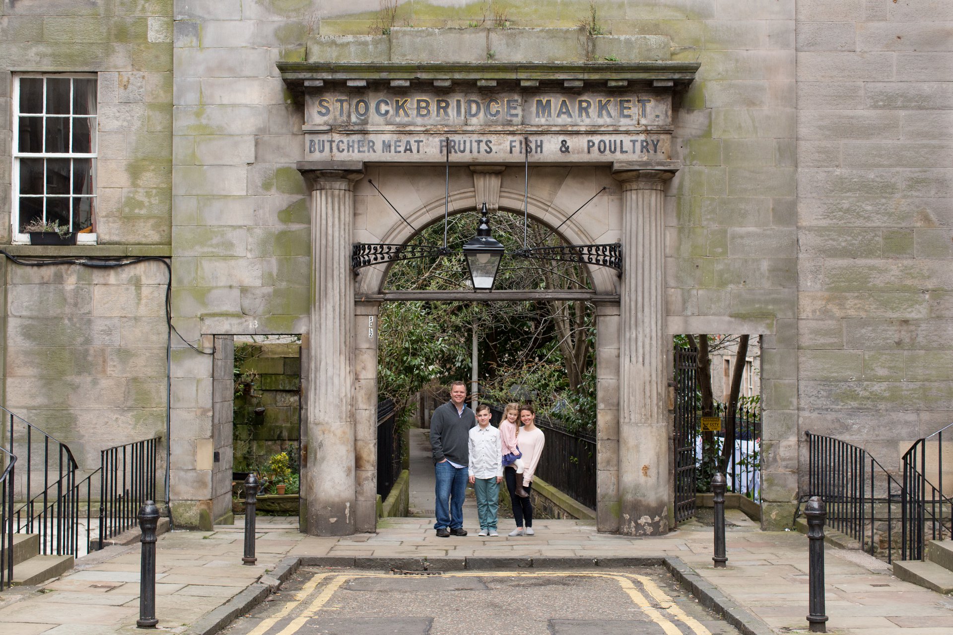 Edinburgh-United Kingdom-travel-story-Flytographer-2