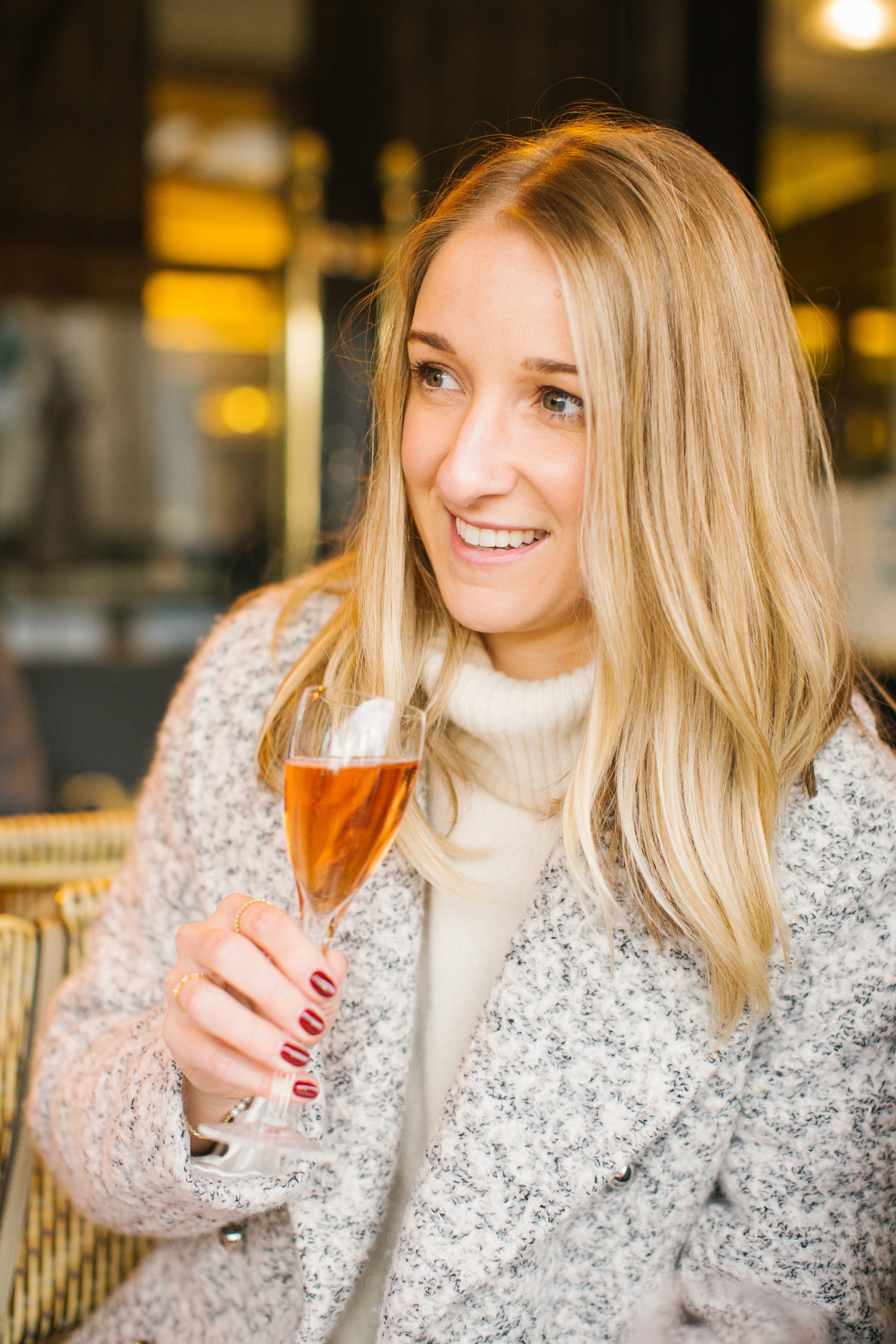 Paris-France-travel-story-Flytographer-29