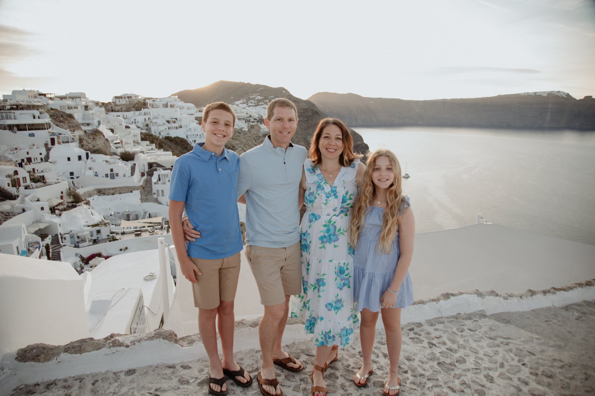 Santorini-Greece-travel-story-Flytographer-3