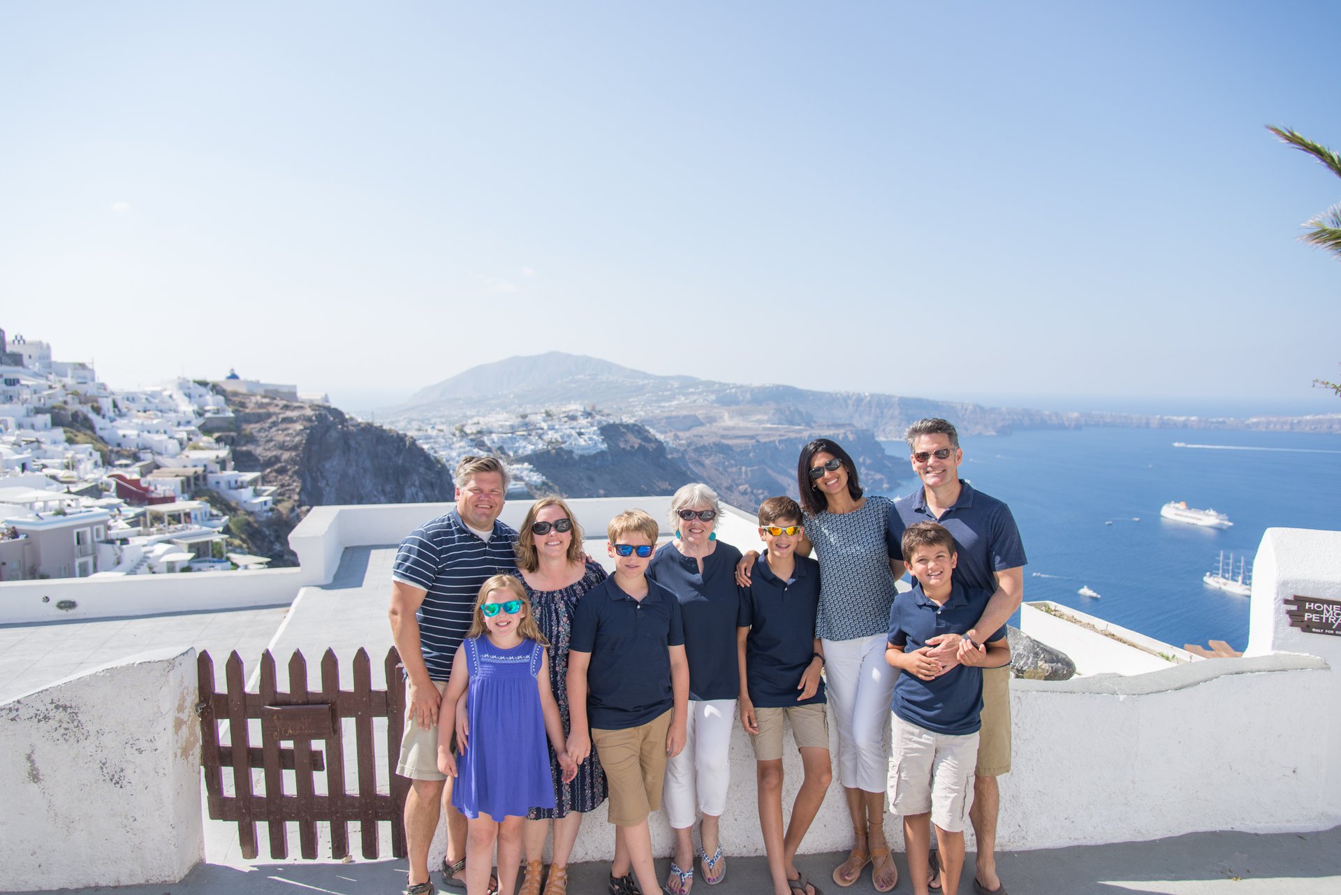 Santorini-Greece-travel-story-Flytographer-24