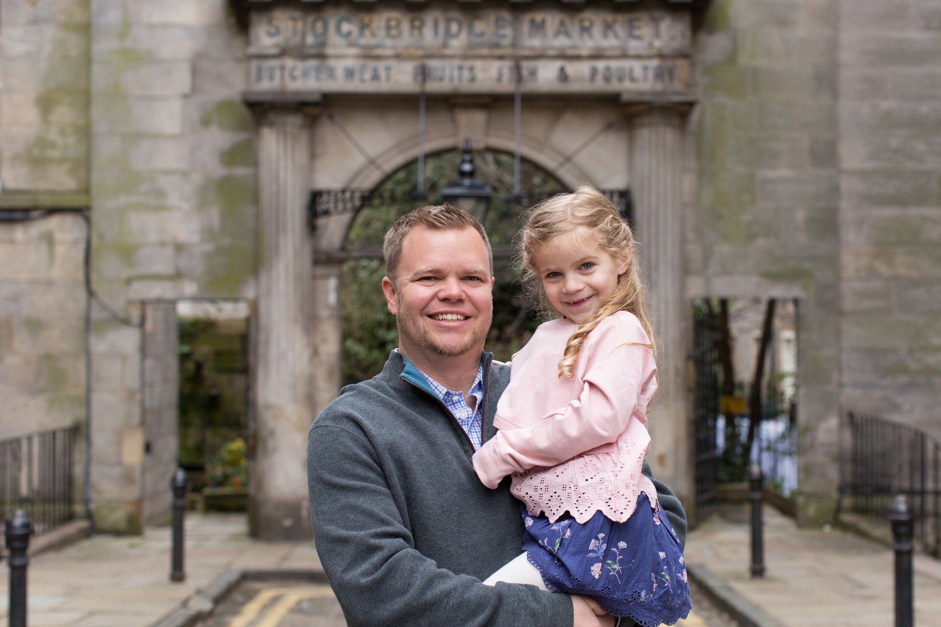Edinburgh-United Kingdom-travel-story-Flytographer-12