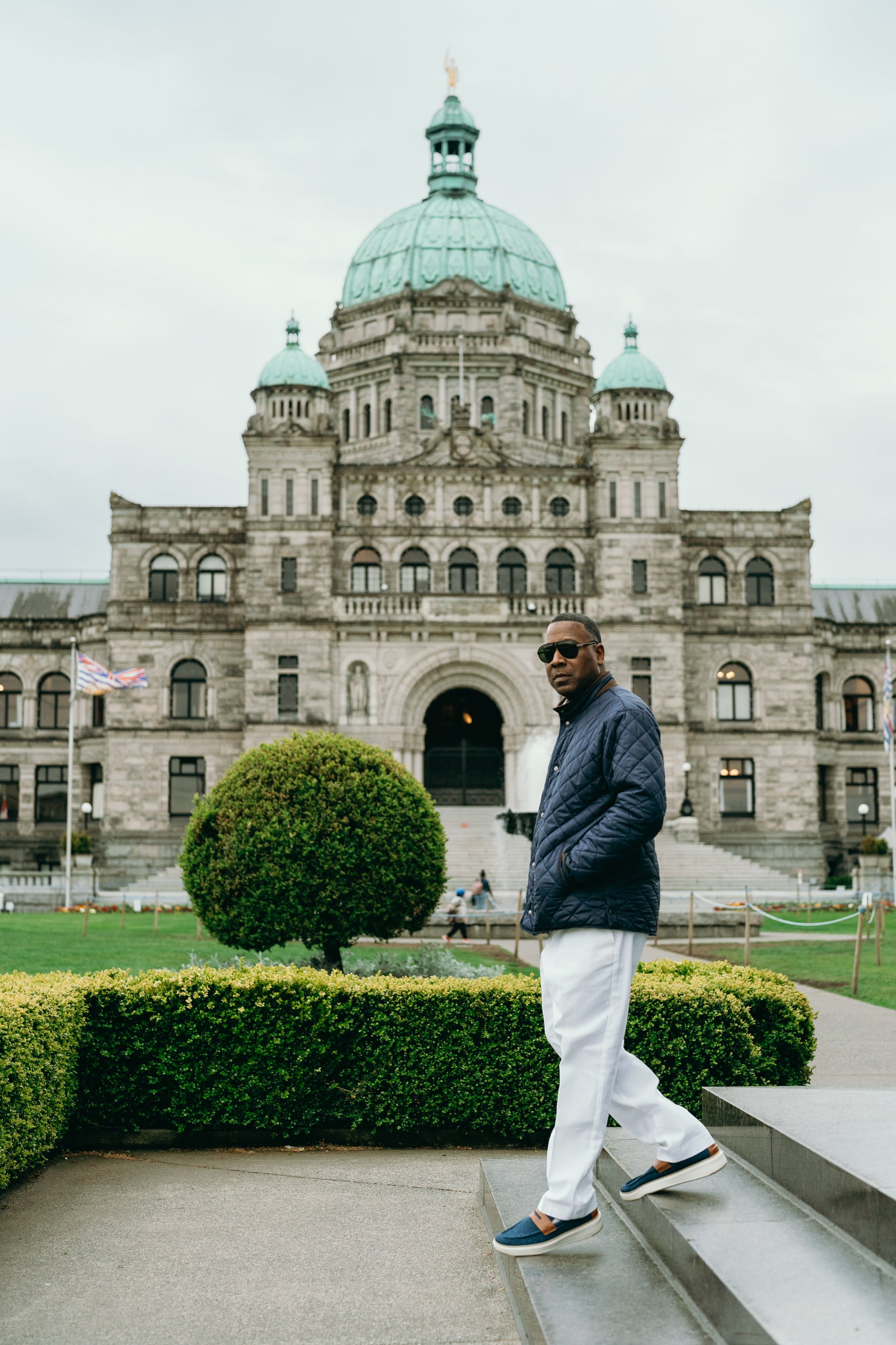 Victoria-Canada-travel-story-Flytographer-1