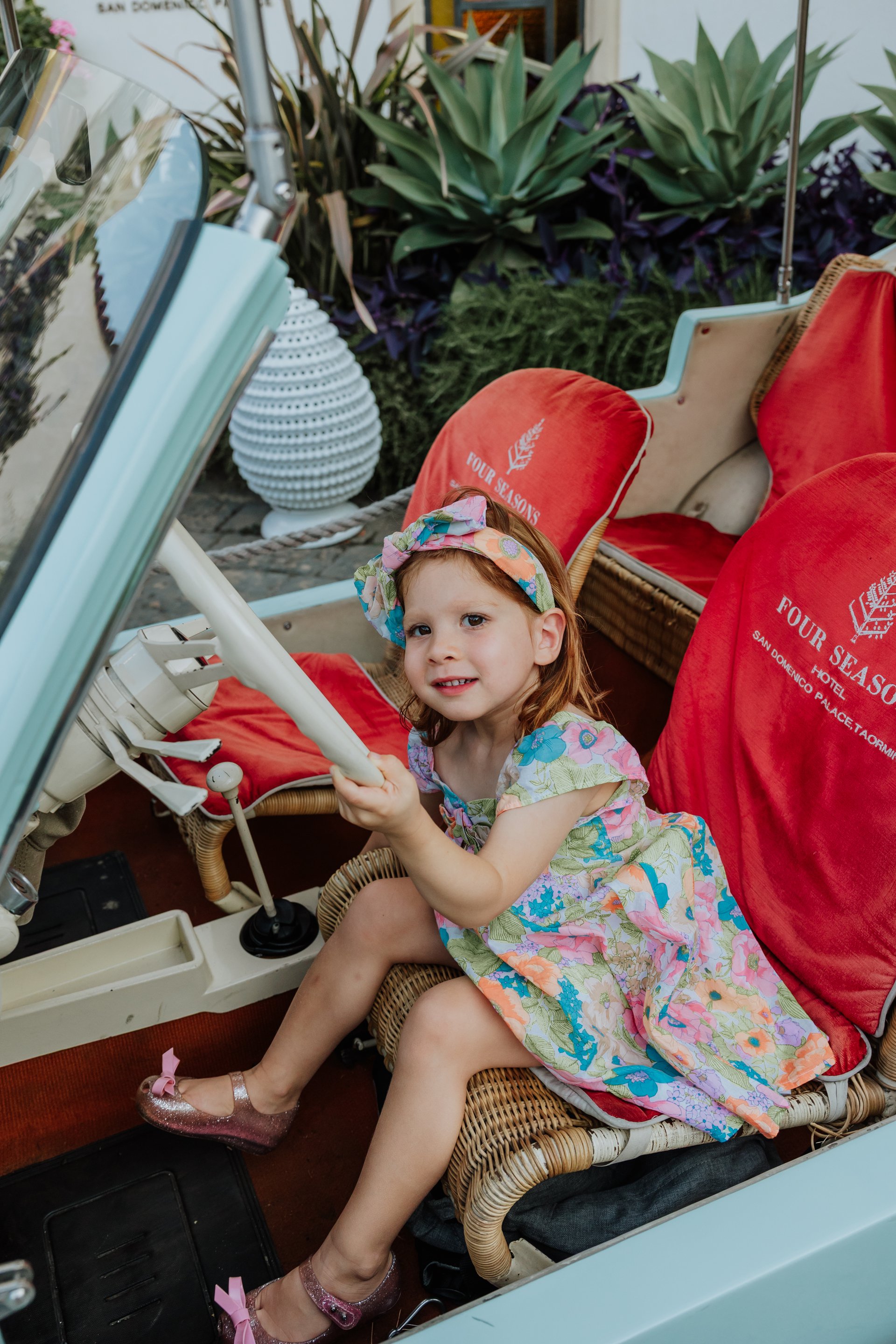 Taormina-Italy-travel-story-Flytographer-66