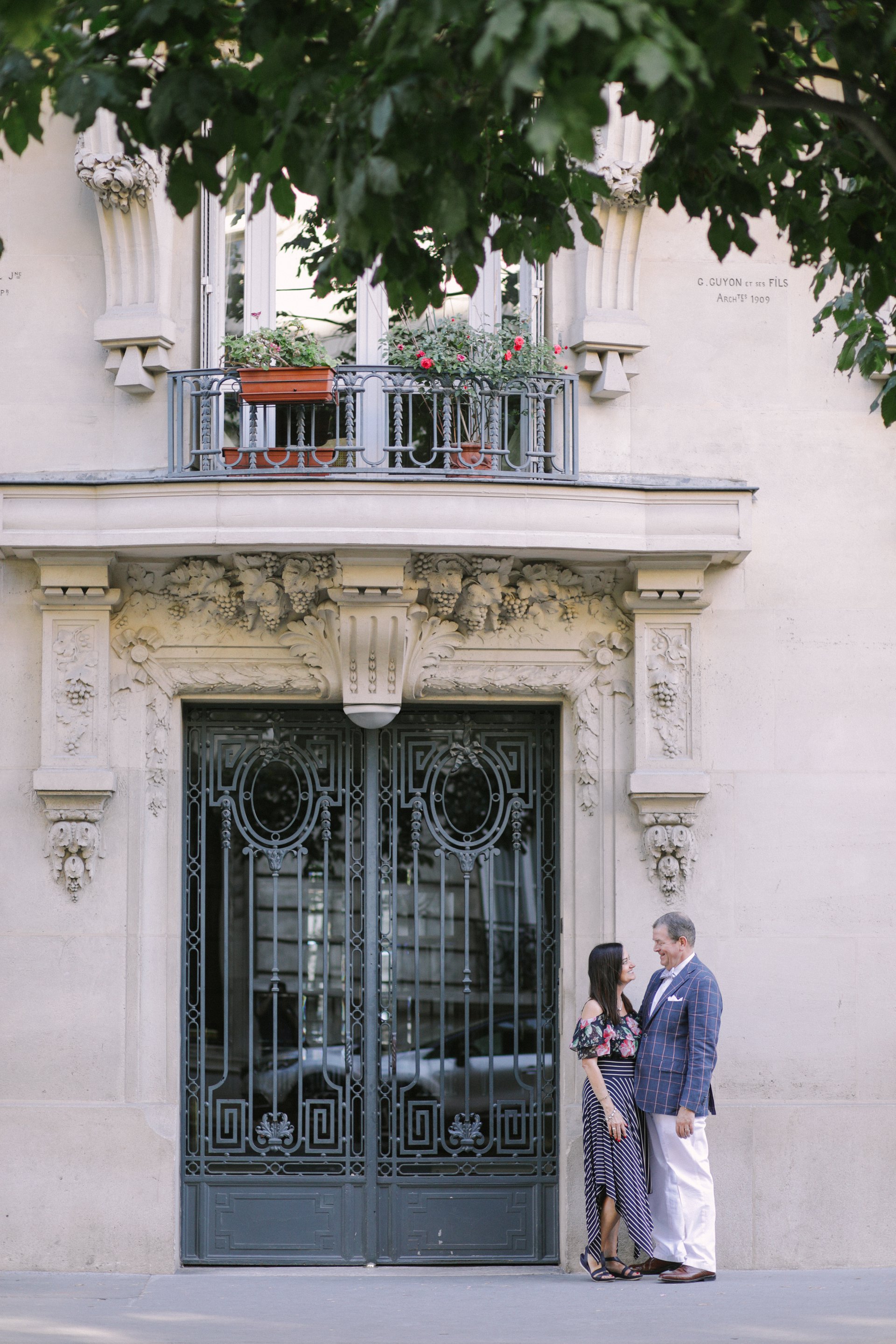 Paris-France-travel-story-Flytographer-23