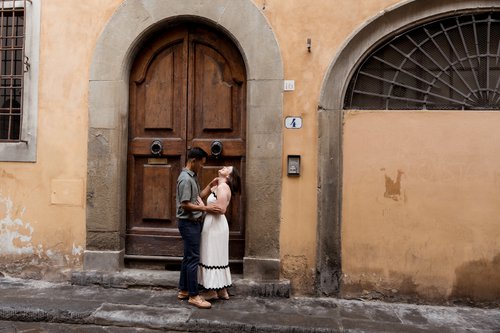 Florence photoshoot at Oltrarno Neighbourhood